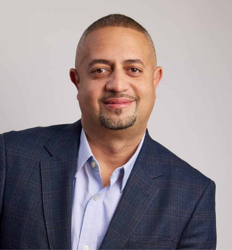 Xavier Barrera headshot